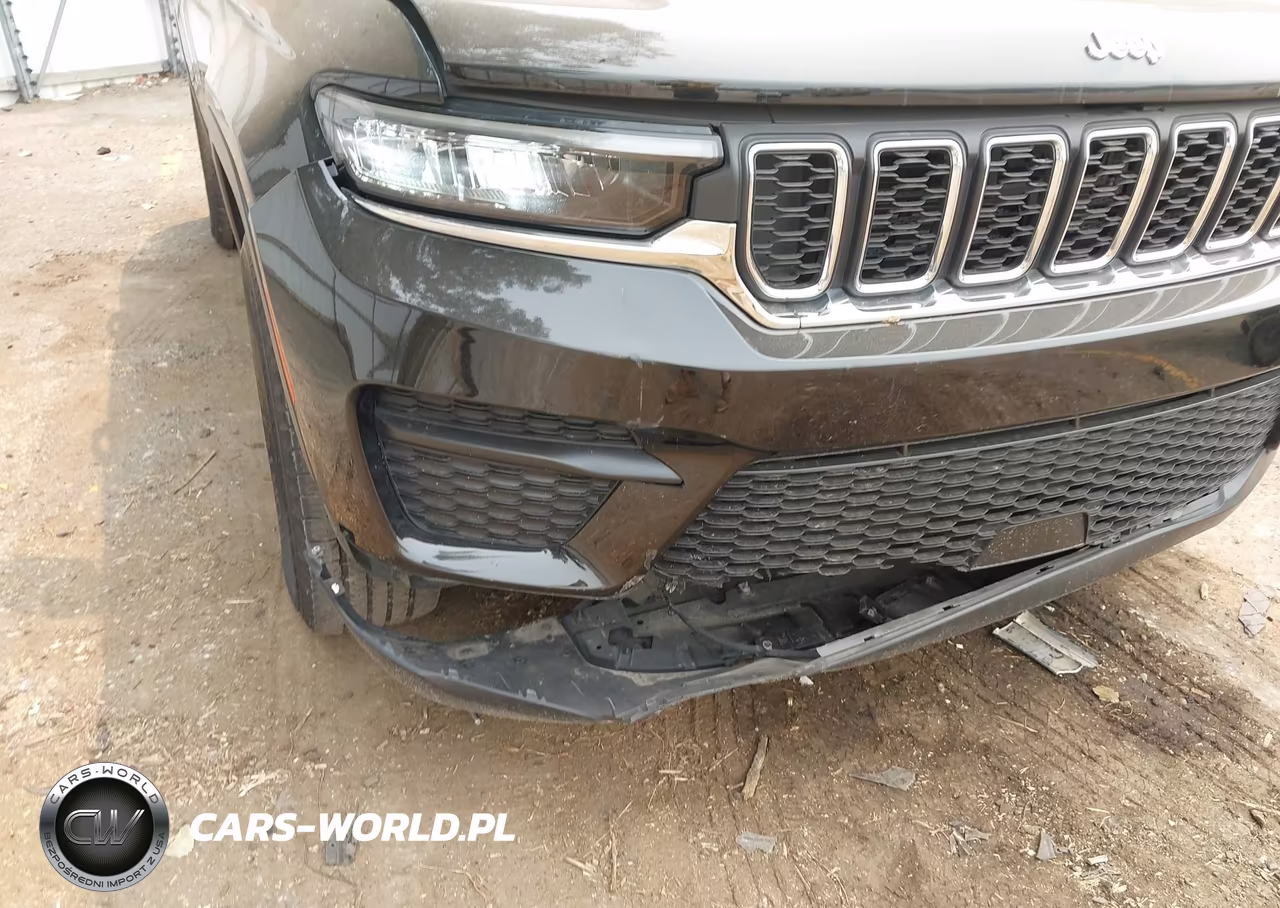 2023 Jeep Grand Cherokee Laredo 4X4 VIN:1C4RJHAG1PC549181 - 6