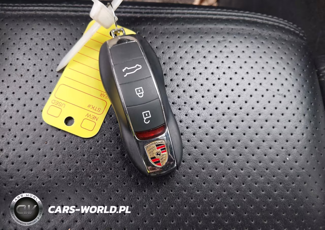 2012 Porsche Cayenne VIN:WP1AA2A2XCLA01381 - 11