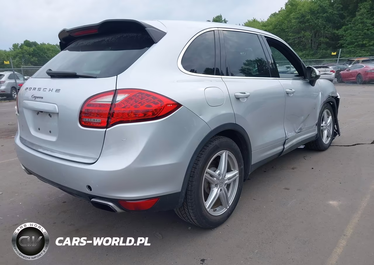 2012 Porsche Cayenne VIN:WP1AA2A2XCLA01381 - 4
