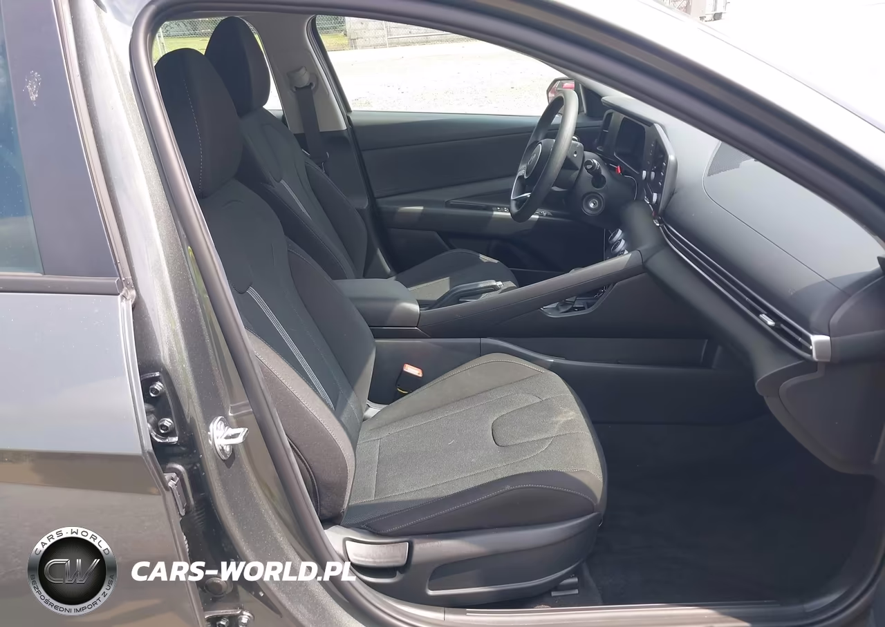 2026 Hyundai Elantra Se VIN:KMHLL4DG9TU199898 - 5