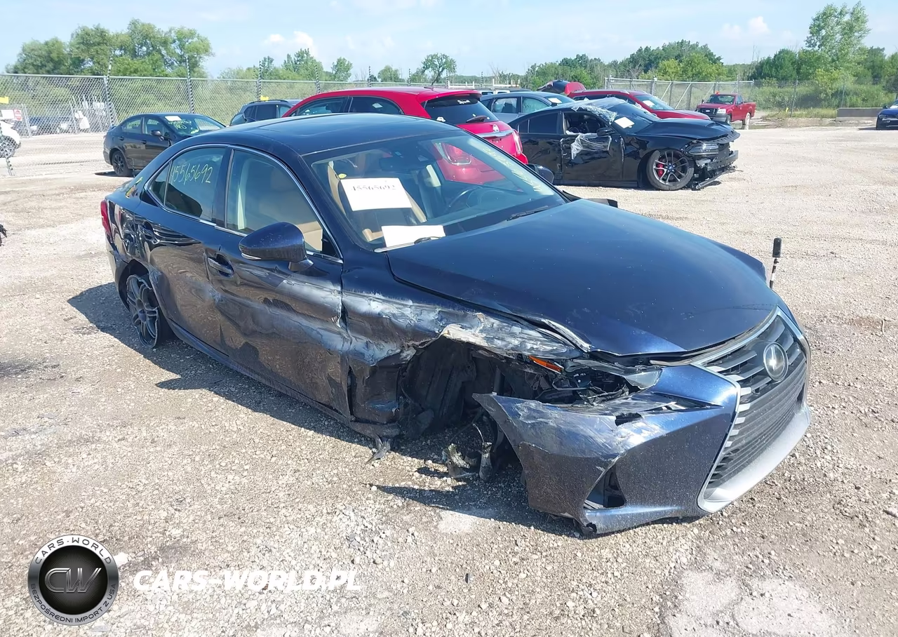 2018 Lexus Is 300 – zdjęcie 1 z 16