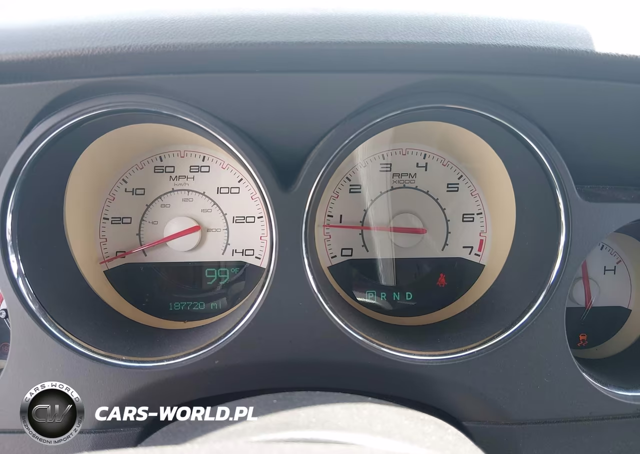 2012 Dodge Challenger Sxt VIN:2C3CDYAG1CH254672 - 7