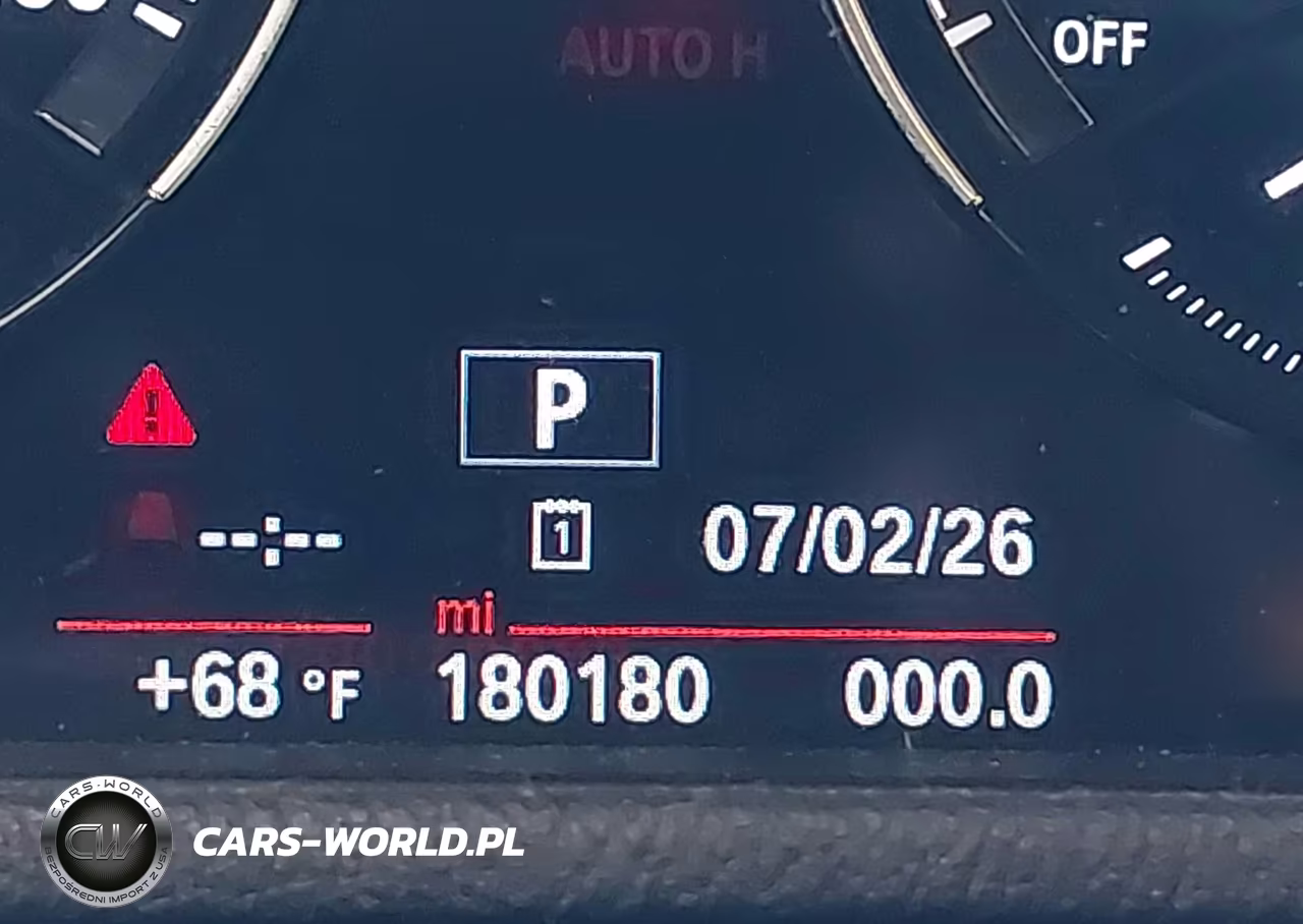 2018 BMW X2 xDrive28I VIN:WBXYJ5C38JEF71426 - 16