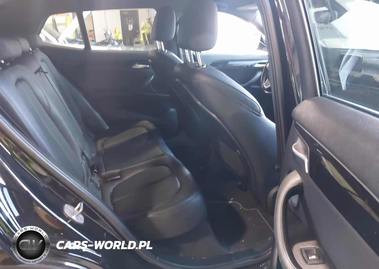 2018 BMW X2 xDrive28I VIN:WBXYJ5C38JEF71426 - 8
