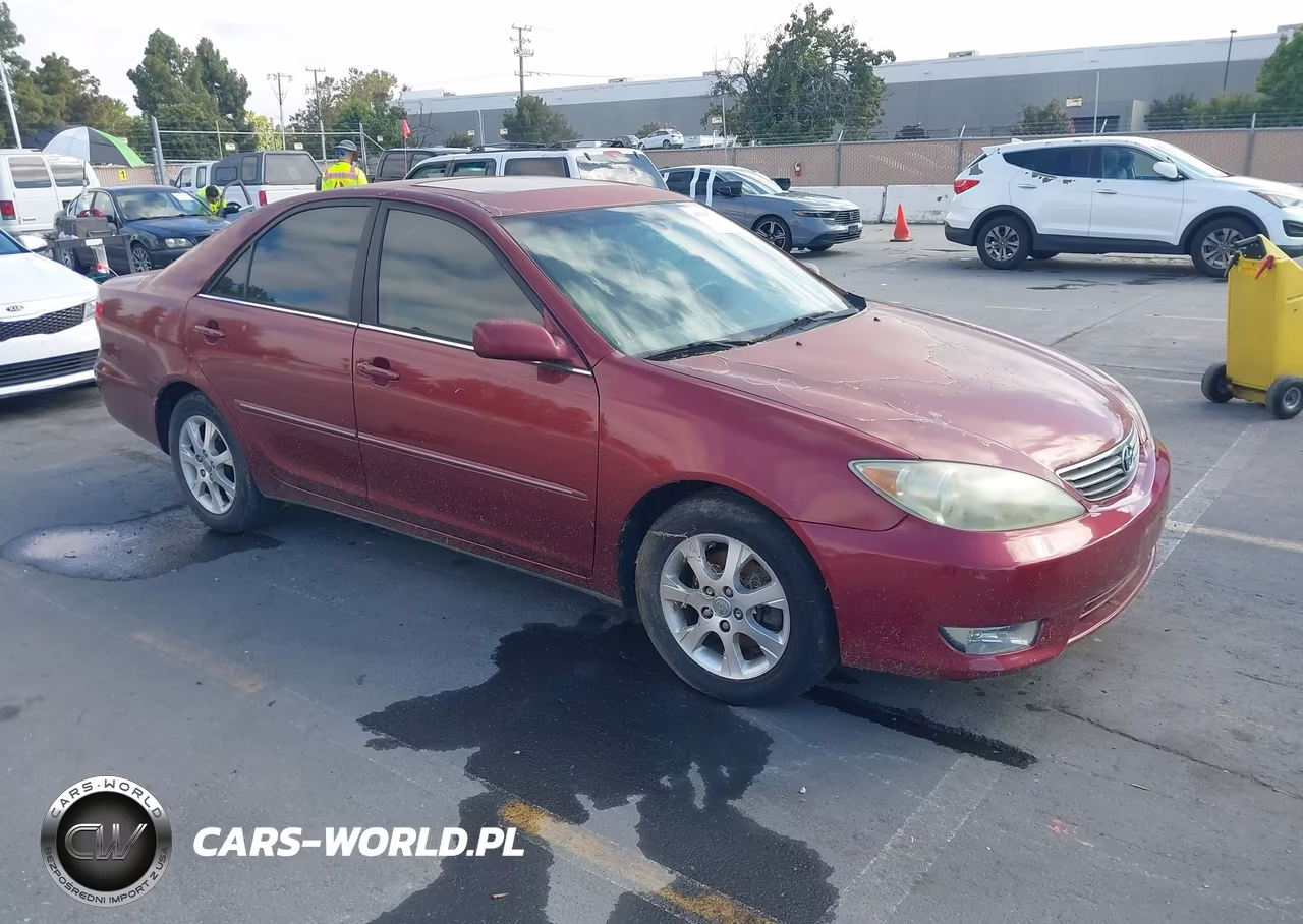 2005 Toyota Camry Xle V6 – zdjęcie 1 z 12