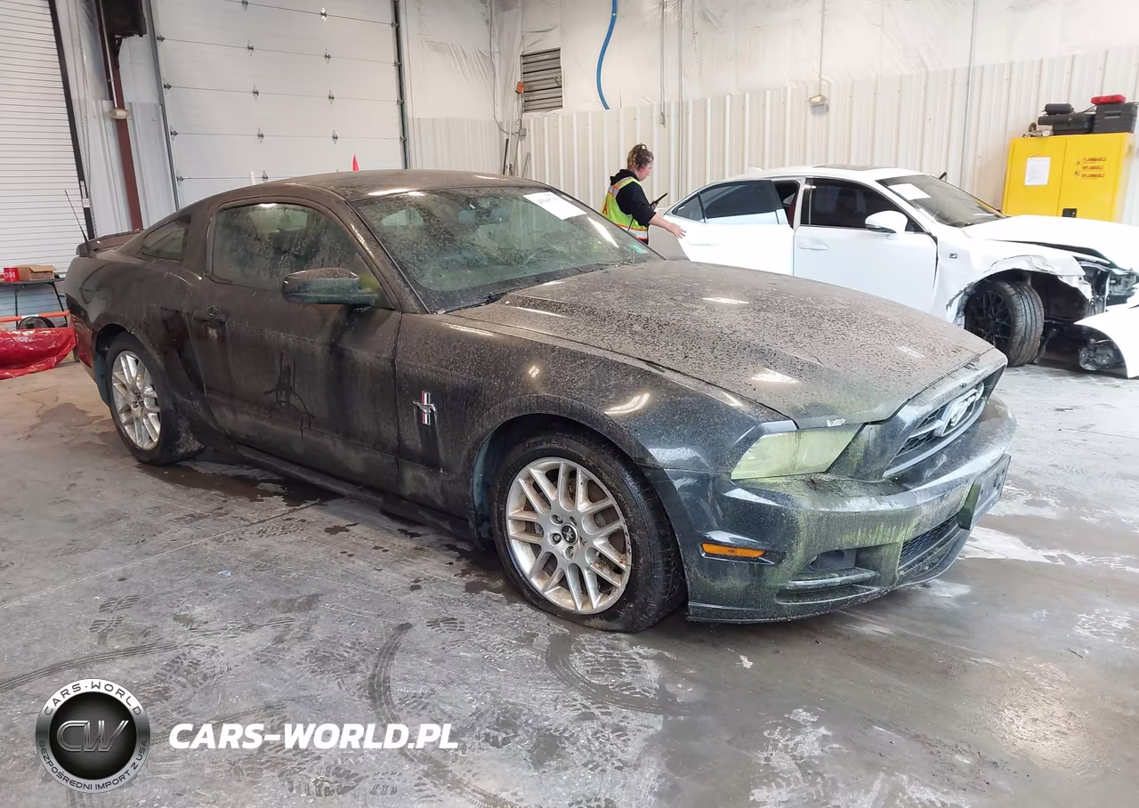 2013 Ford Mustang V6 Premium