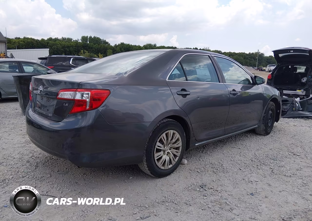 2014 Toyota Camry Le VIN:4T1BF1FK7EU354843 - 4