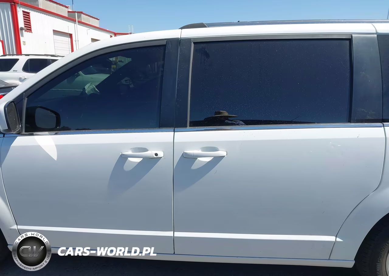 2019 Dodge Grand Caravan Sxt VIN:2C4RDGCG1KR758919 - 14