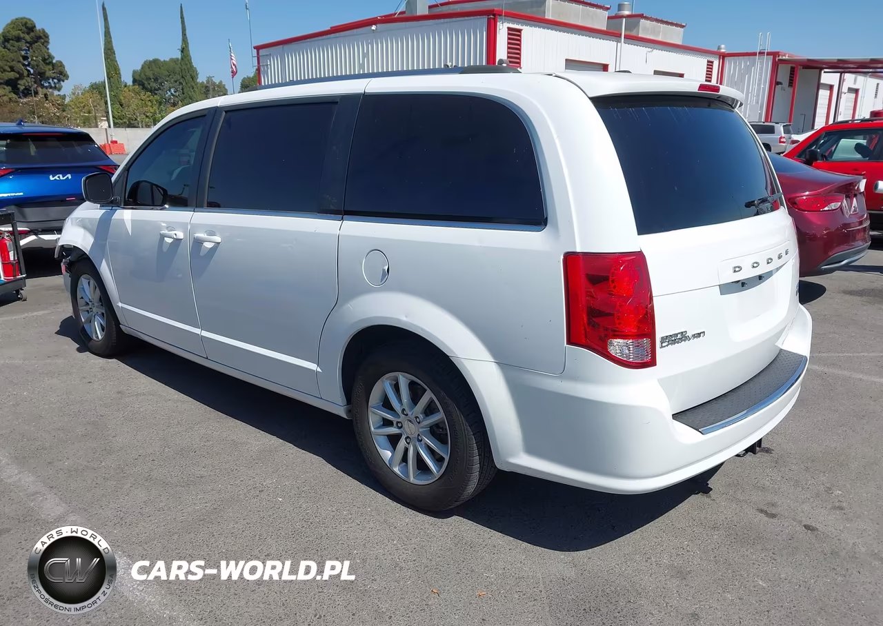 2019 Dodge Grand Caravan Sxt VIN:2C4RDGCG1KR758919 - 3