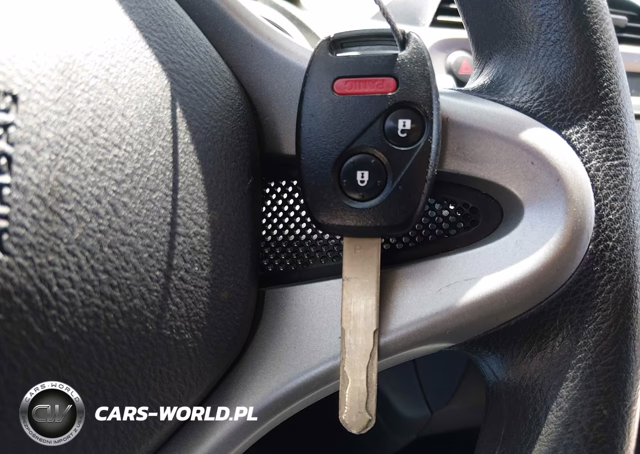 2013 Honda Fit VIN:JHMGE8H38DC056123 - 11
