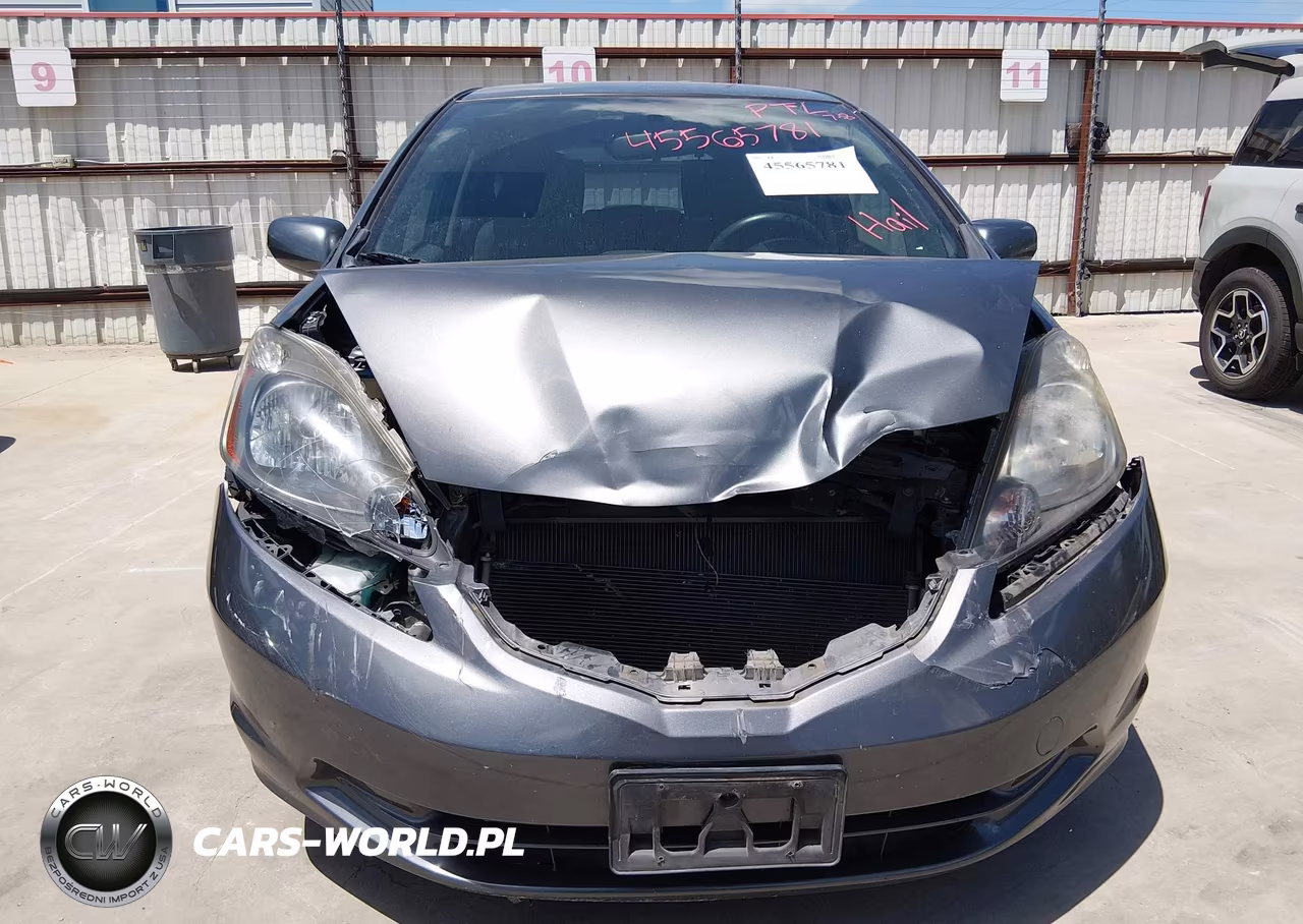 2013 Honda Fit VIN:JHMGE8H38DC056123 - 13