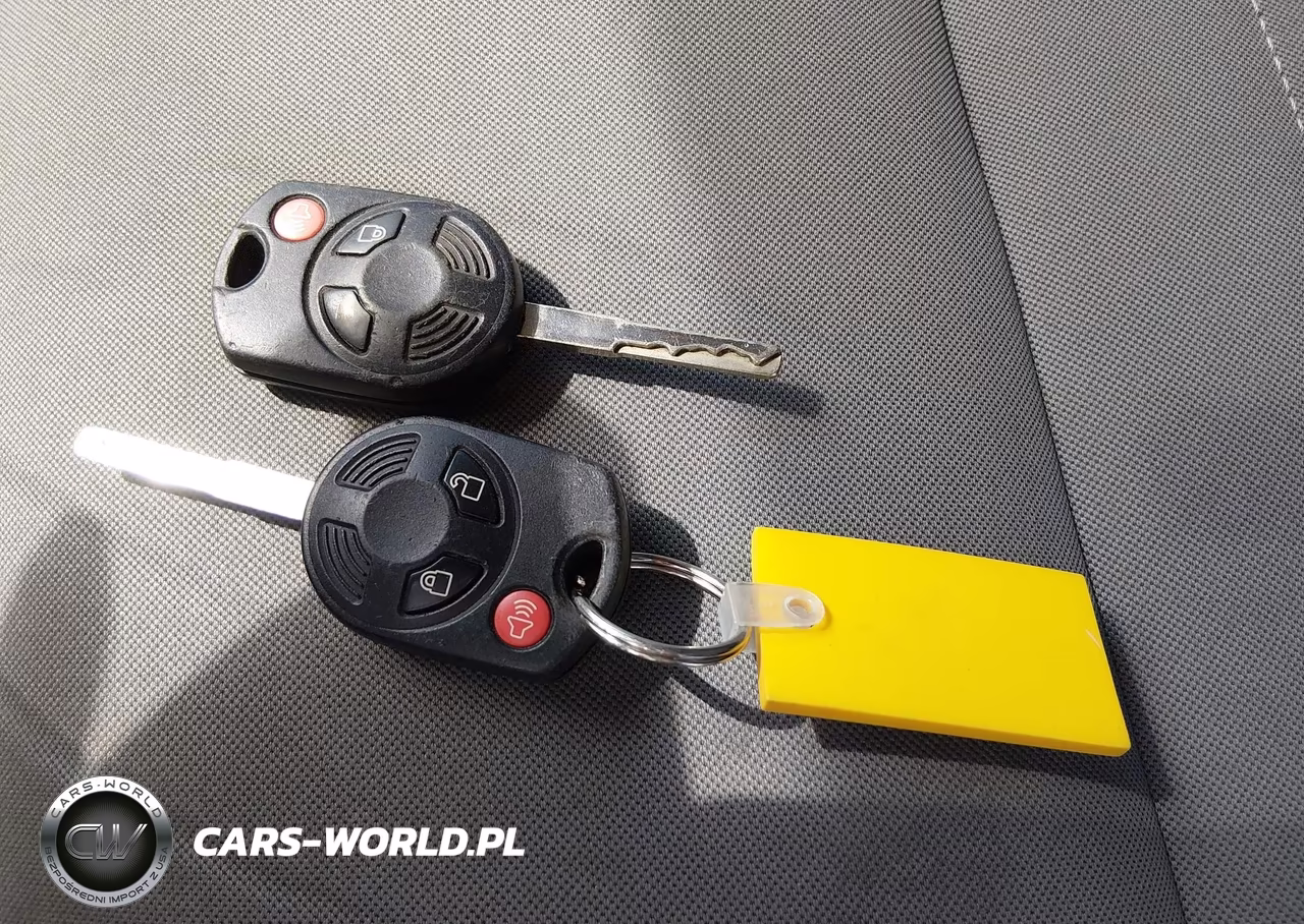 2016 Ford Escape Se VIN:1FMCU9GX6GUB35913 - 11