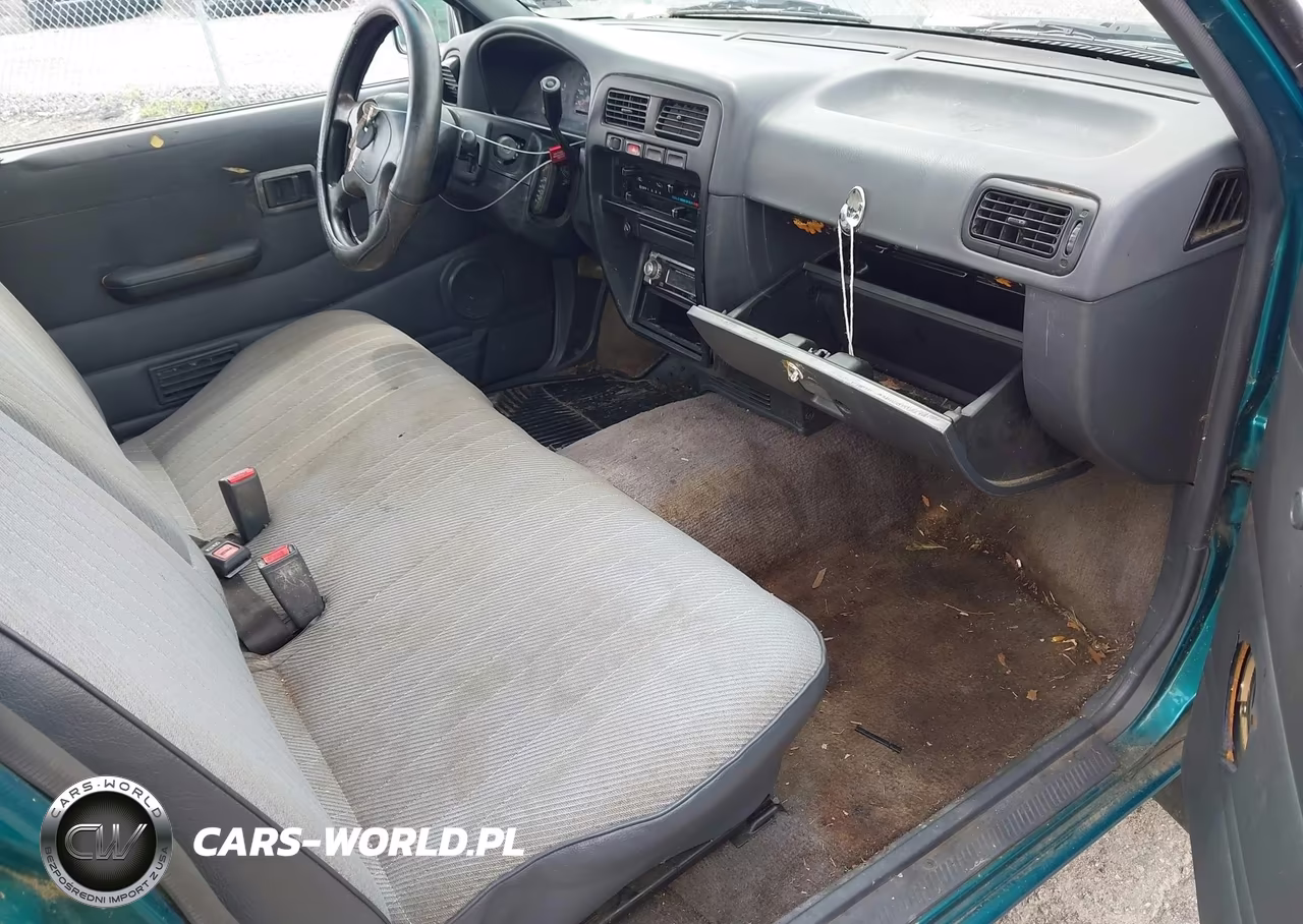 1995 Nissan Truck E-Xe VIN:1N6SD11SXSC402495 - 5