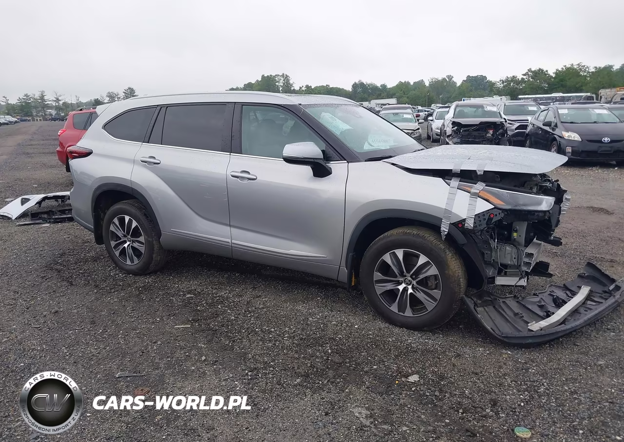 2024 Toyota Highlander Xle – zdjęcie 1 z 17