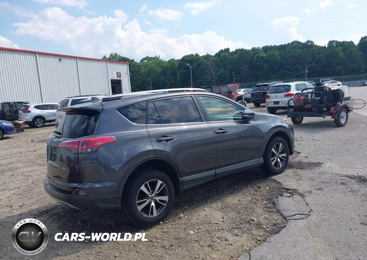 2018 Toyota Rav4 Xle VIN:JTMWFREV3JJ748268 - 4