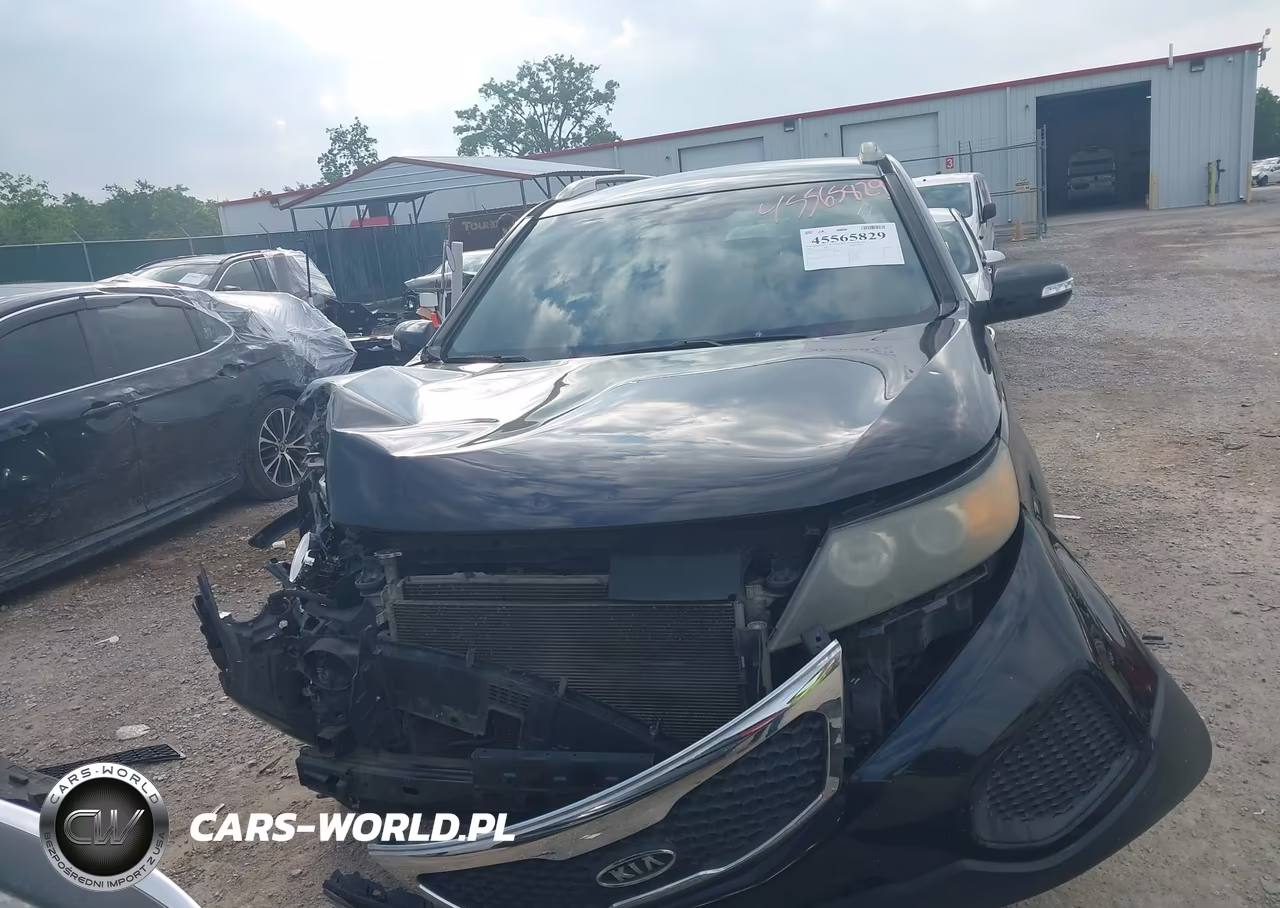 2011 Kia Sorento Lx V6 VIN:5XYKTDA2XBG148774 - 13