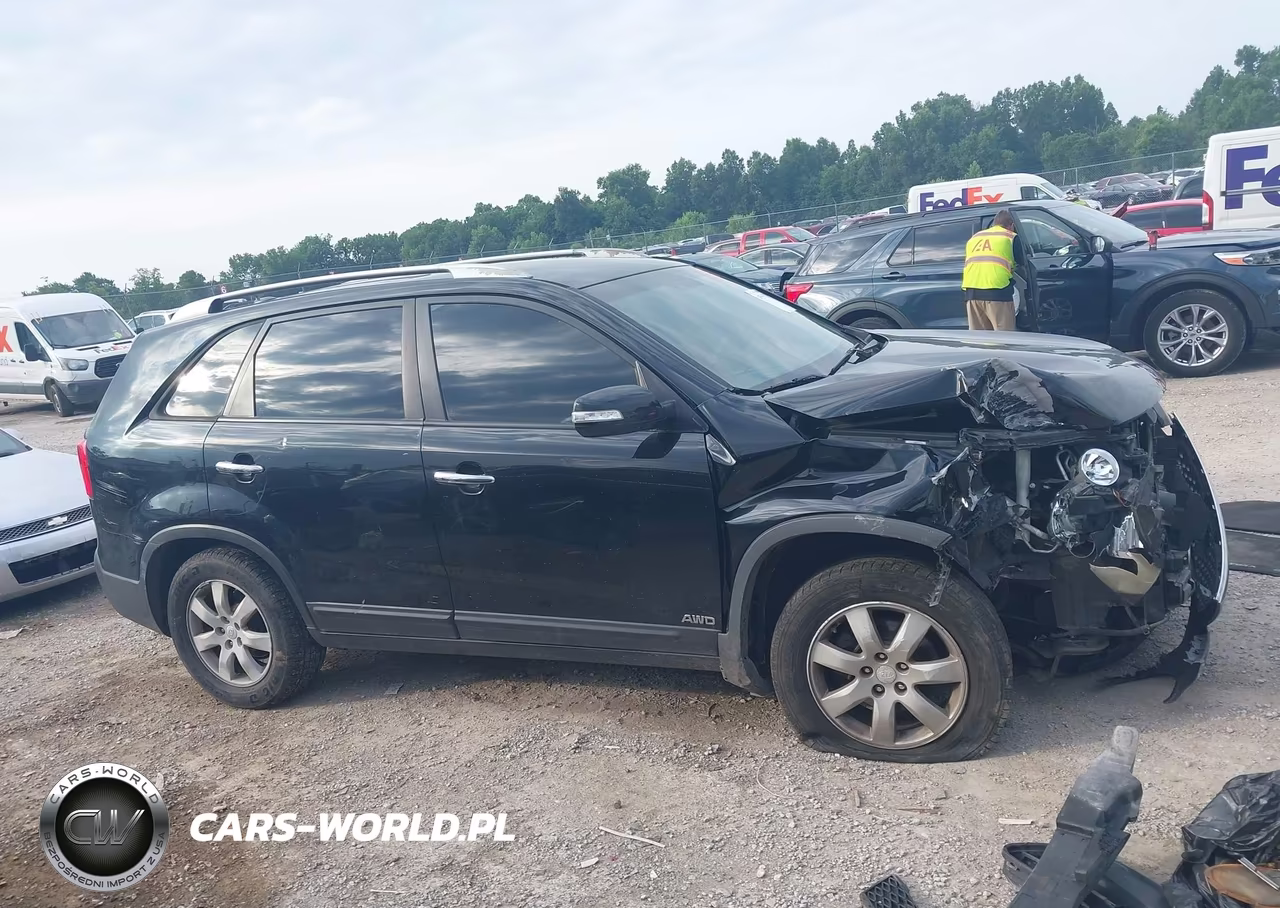 2011 Kia Sorento Lx V6 VIN:5XYKTDA2XBG148774 - 14