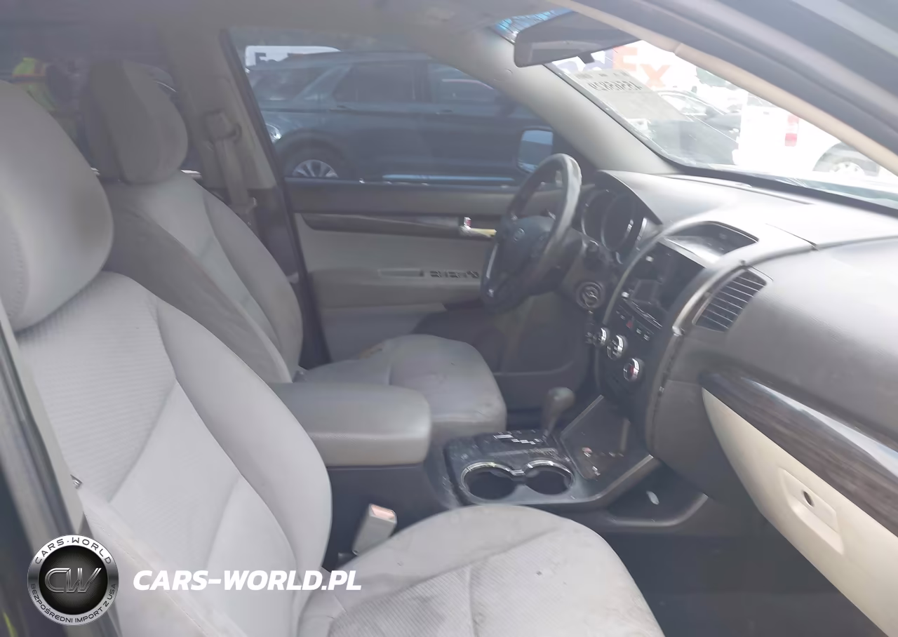 2011 Kia Sorento Lx V6 VIN:5XYKTDA2XBG148774 - 5