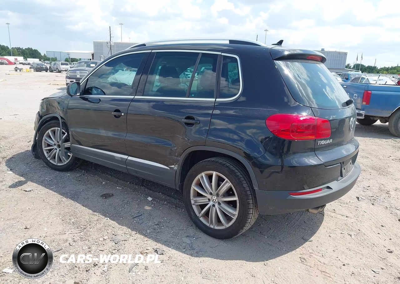 2013 Volkswagen Tiguan Se VIN:WVGAV7AX5DW523345 - 3