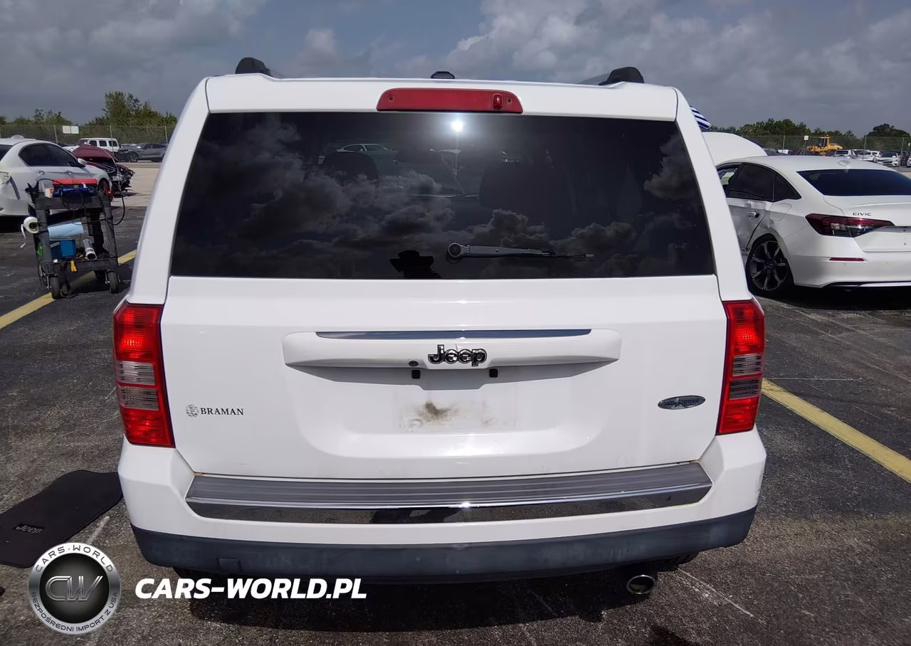2016 Jeep Patriot High Altitude Edition VIN:1C4NJPFAXGD502741 - 16