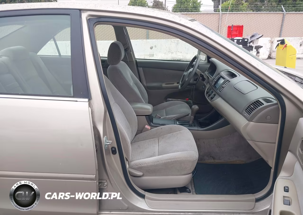 2004 Toyota Camry Le VIN:4T1BE32K34U345138 - 5