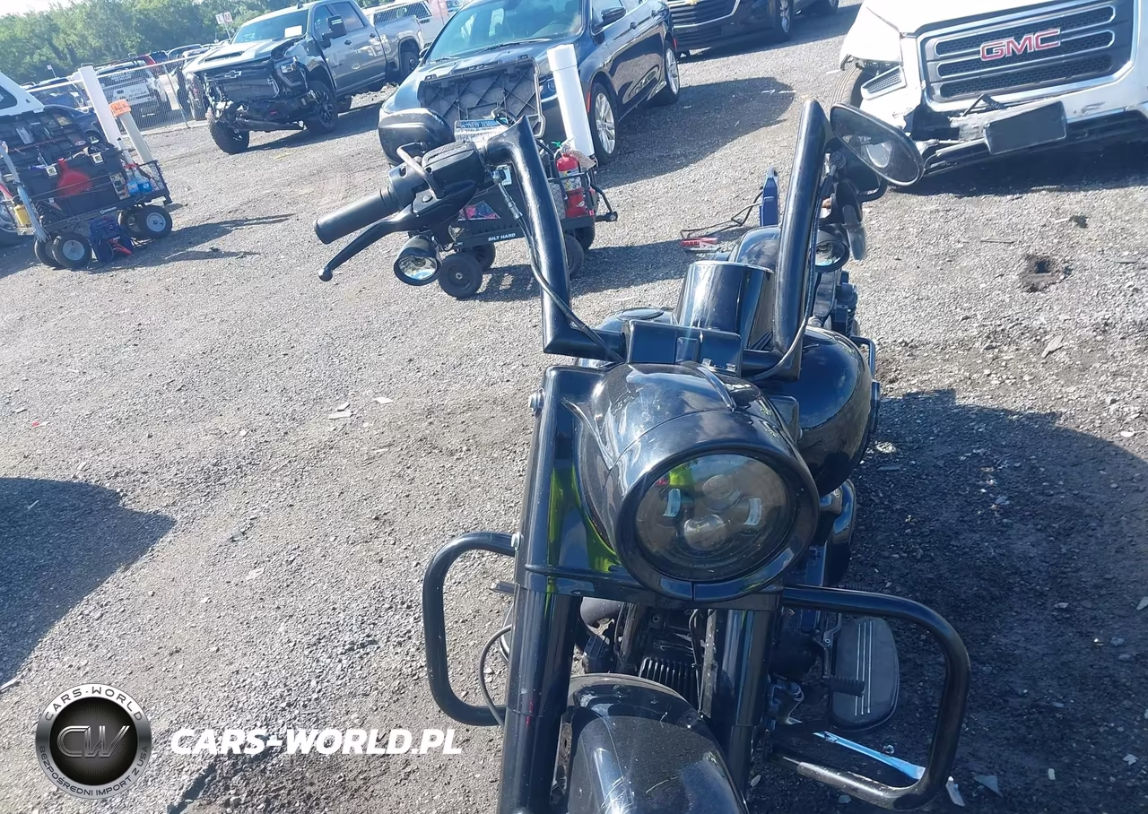 2018 Harley-Davidson Flhrxs VIN:1HD1KVC18JB666303 - 5