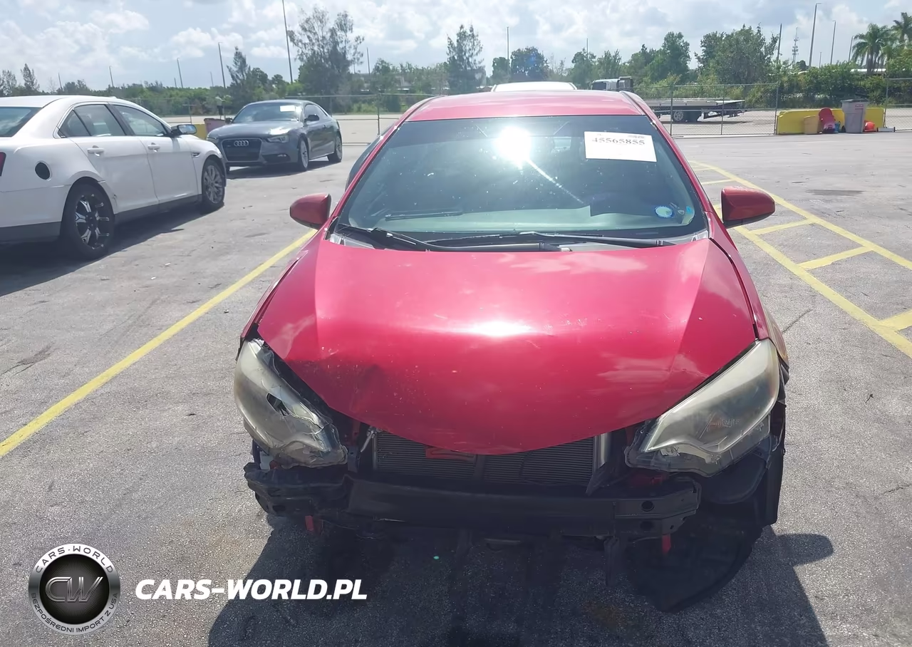 2016 Toyota Corolla Le VIN:2T1BURHE2GC680078 - 12