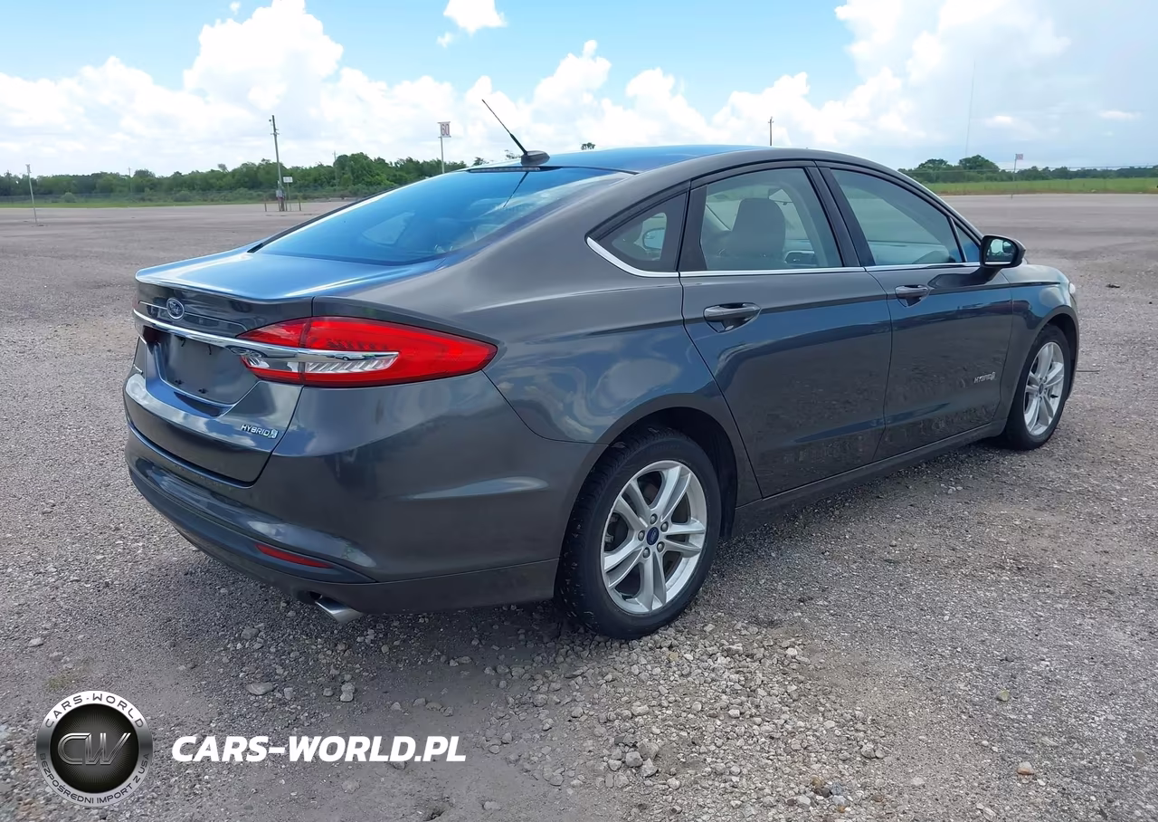 2018 Ford Fusion Hybrid S VIN:3FA6P0UU9JR282083 - 4