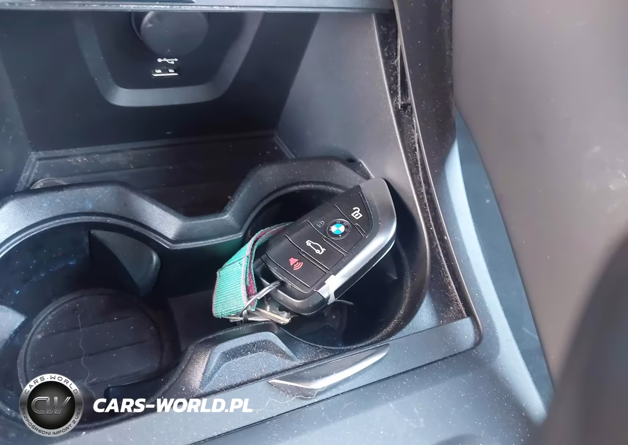 2018 BMW X1 xDrive28I VIN:WBXHT3C38J3H30584 - 11