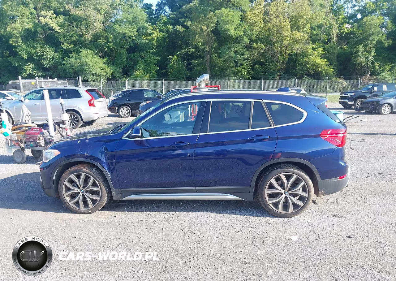 2018 BMW X1 xDrive28I VIN:WBXHT3C38J3H30584 - 14