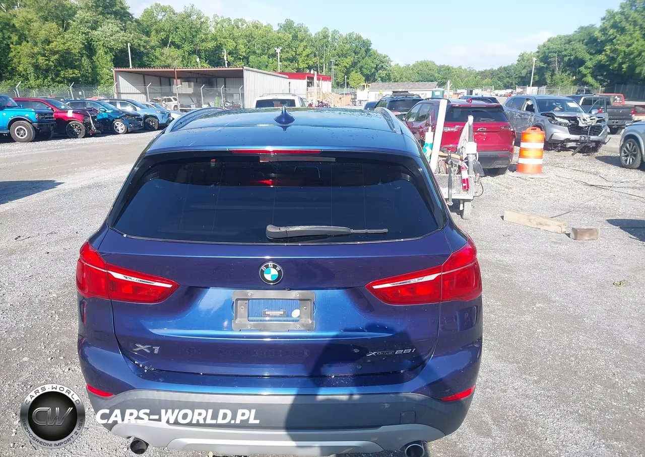 2018 BMW X1 xDrive28I VIN:WBXHT3C38J3H30584 - 16