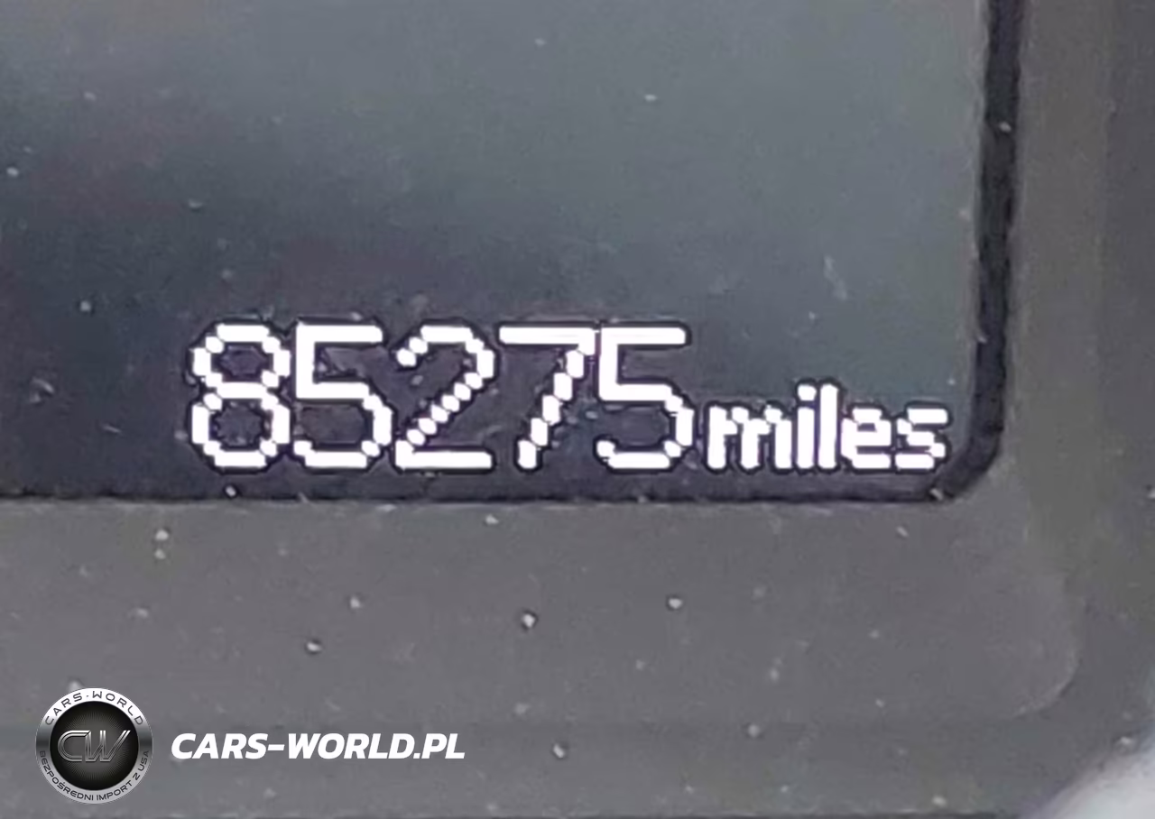 2018 Toyota Corolla Le VIN:2T1BURHE1JC087335 - 14