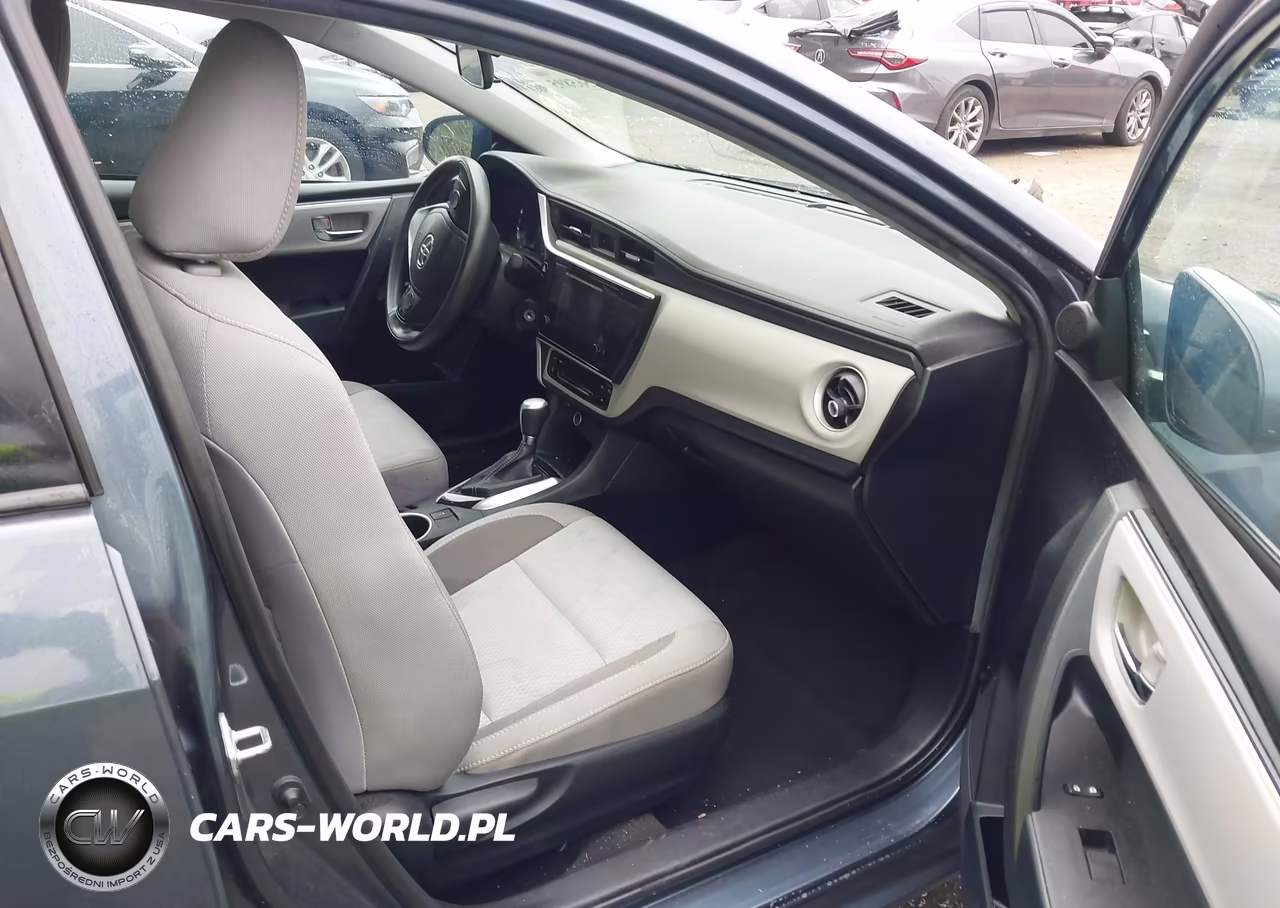 2018 Toyota Corolla Le VIN:2T1BURHE1JC087335 - 5