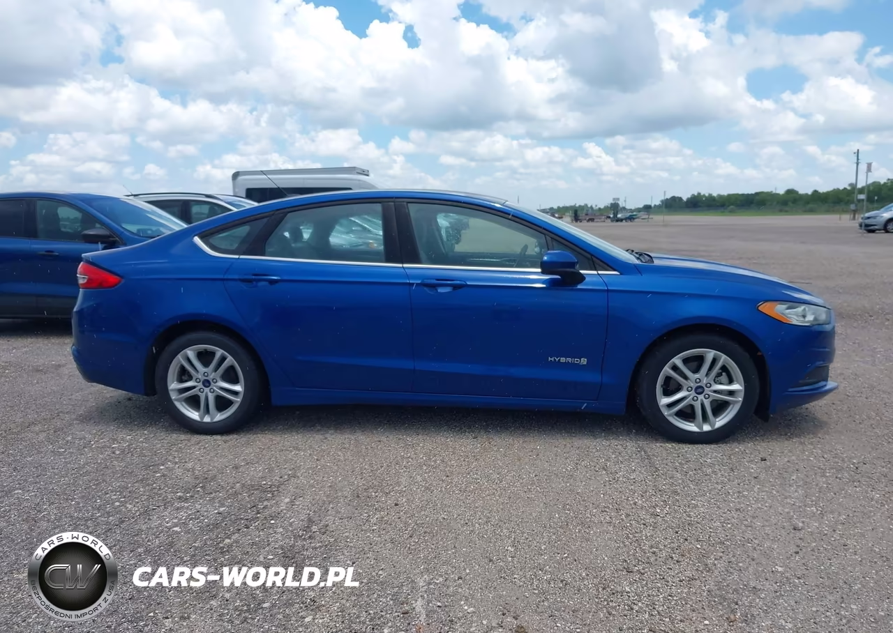 2018 Ford Fusion Hybrid S VIN:3FA6P0UU8JR100552 - 13