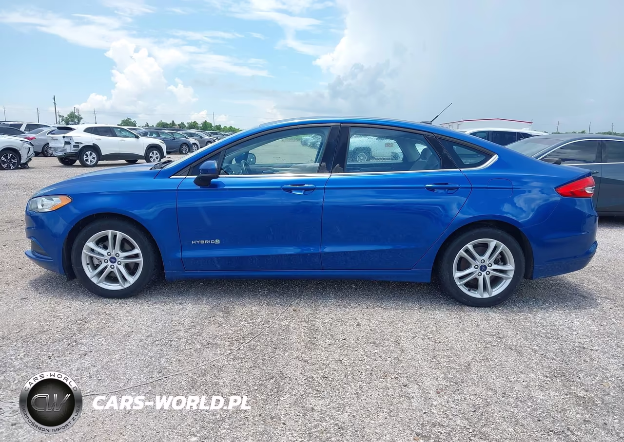 2018 Ford Fusion Hybrid S VIN:3FA6P0UU8JR100552 - 14