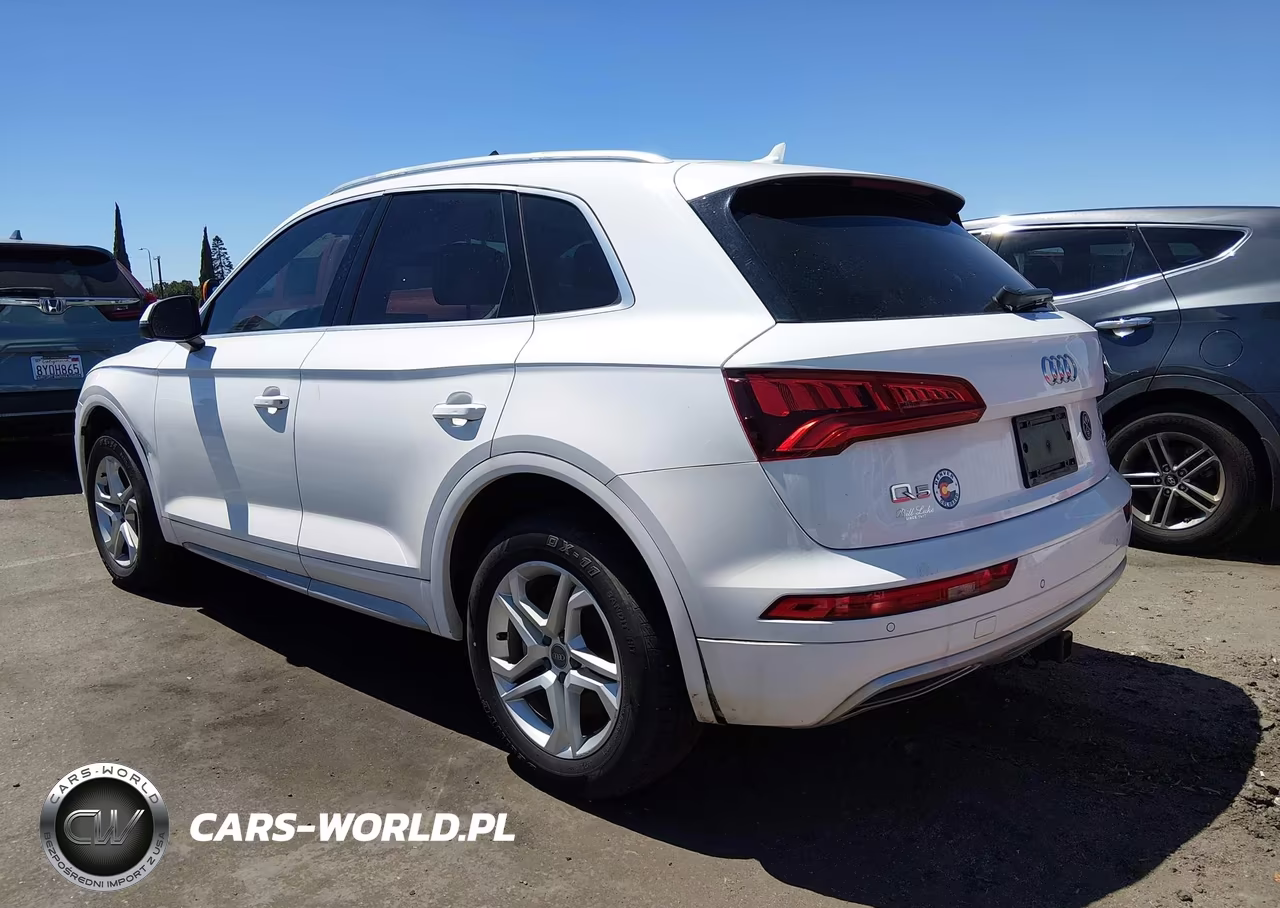 2018 Audi Q5 2.0T Premium-2.0T Tech Premium VIN:WA1BNAFY1J2184944 - 3