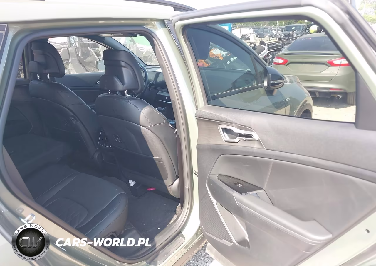 2025 Kia Sportage X-Line VIN:5XYK6CDF4SG322063 - 8