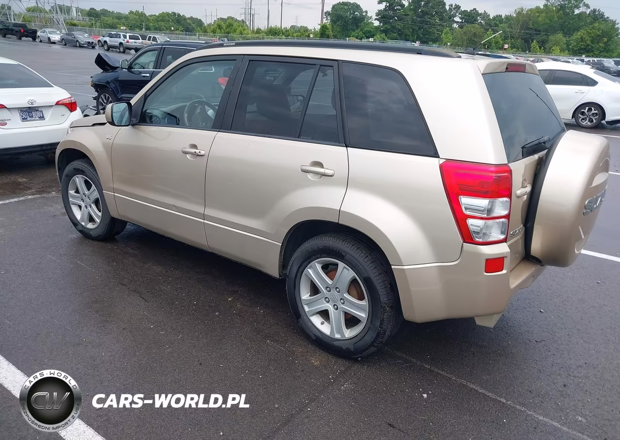 2007 Suzuki Grand Vitara Luxury VIN:JS3TD947974201302 - 3