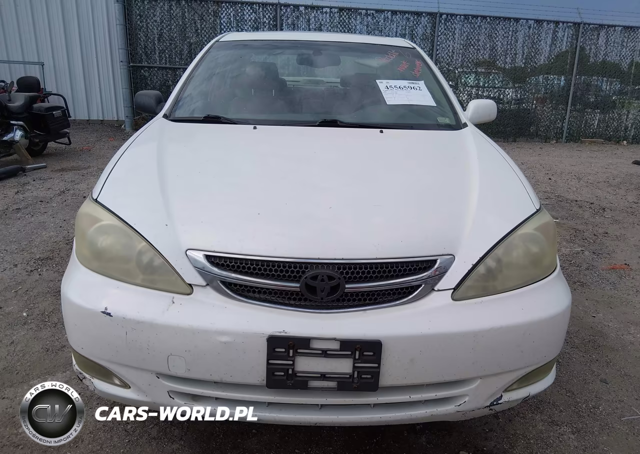2004 Toyota Camry Le VIN:JTDBE30K940256043 - 6
