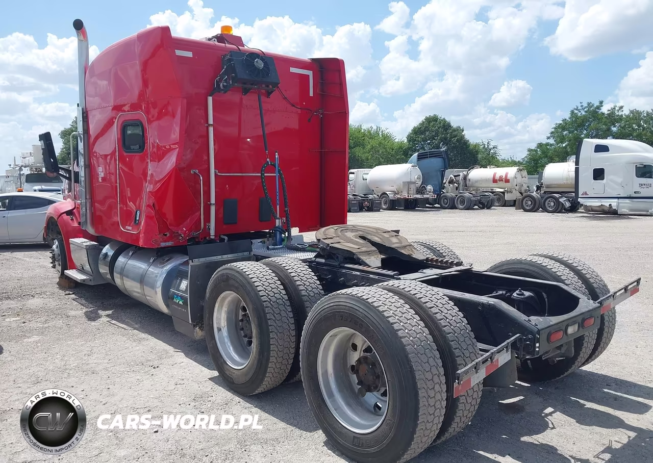 2019 Peterbilt 579 VIN:1XPBDP9X0KD494523 - 13