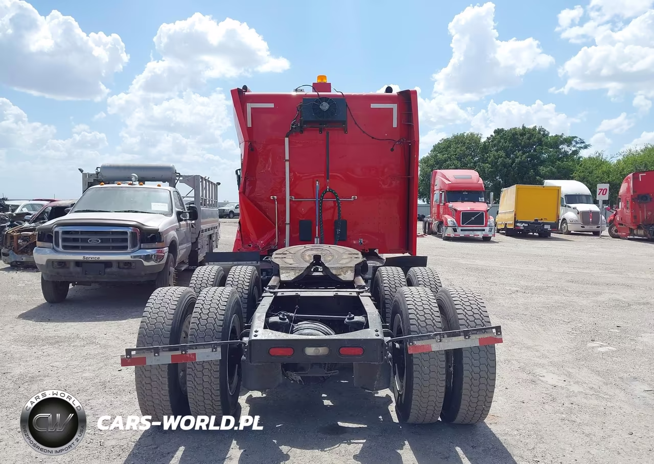 2019 Peterbilt 579 VIN:1XPBDP9X0KD494523 - 18