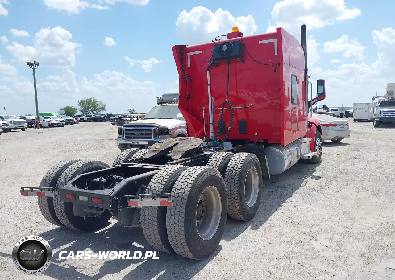 2019 Peterbilt 579 VIN:1XPBDP9X0KD494523 - 4