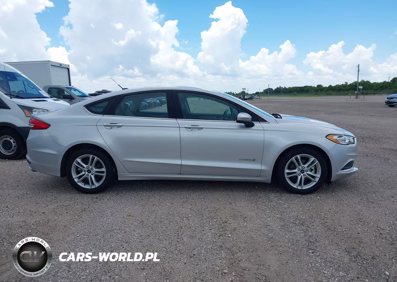 2018 Ford Fusion Hybrid S VIN:3FA6P0UU8JR282074 - 13