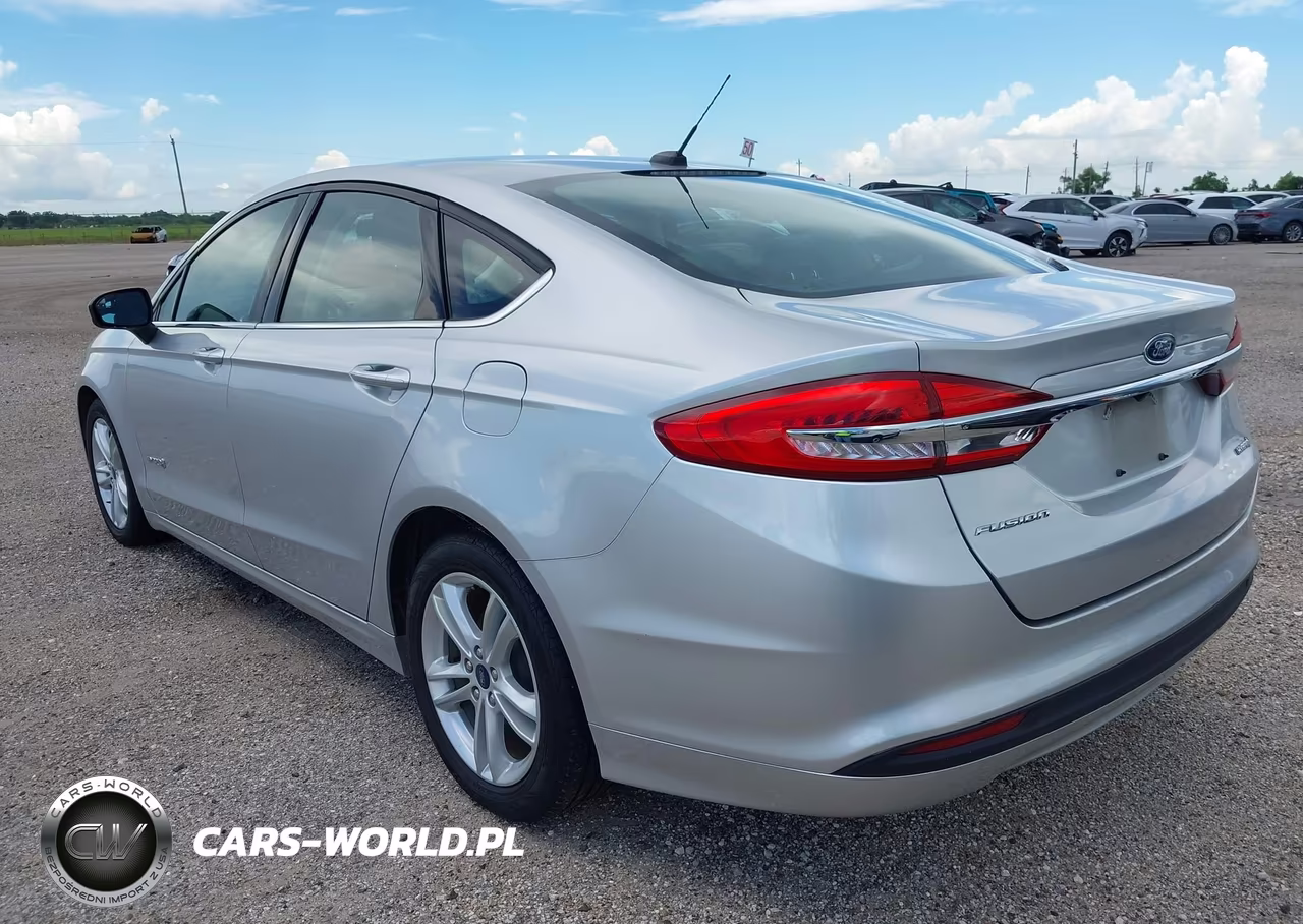 2018 Ford Fusion Hybrid S VIN:3FA6P0UU8JR282074 - 3