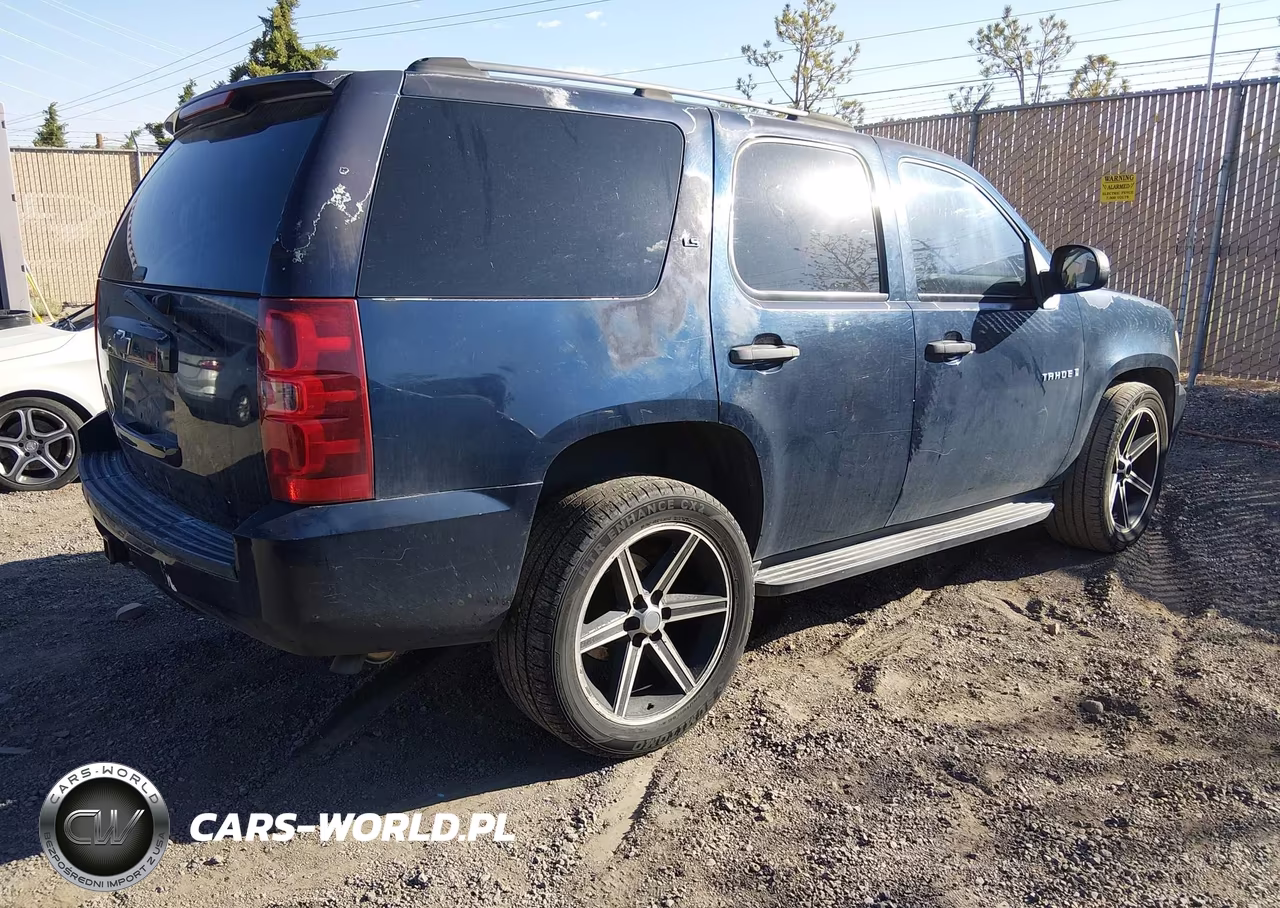 2007 Chevrolet Tahoe Ls VIN:1GNFK13027R112401 - 4