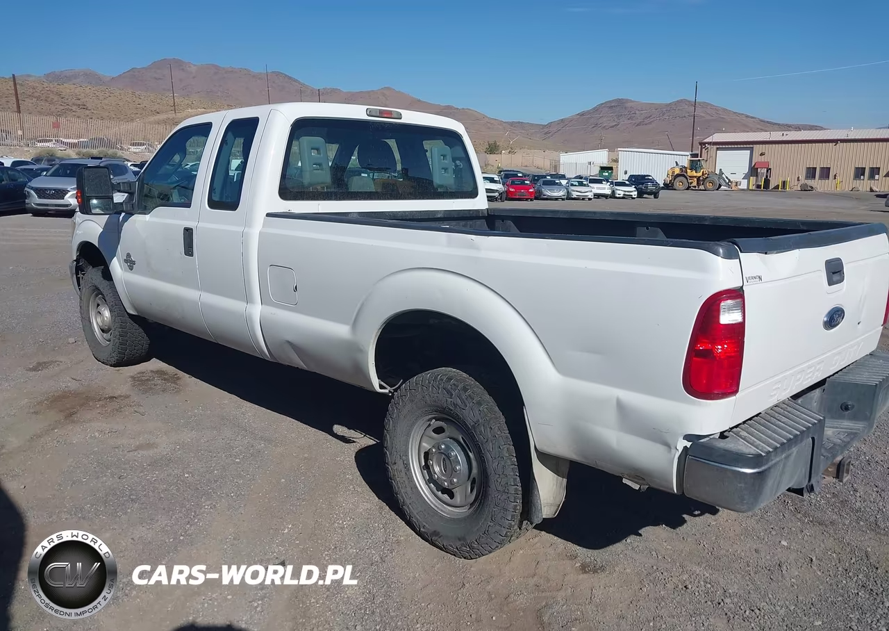 2015 Ford F-350 Xl VIN:1FT7X3BT0FEB12182 - 3