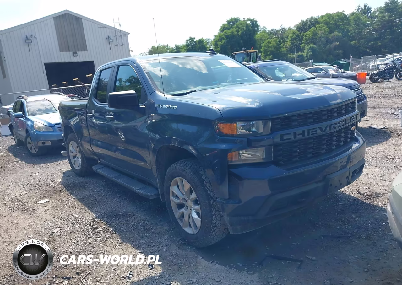 2021 Chevrolet Silverado 1500 4Wd Standard Bed Custom – zdjęcie 1 z 16