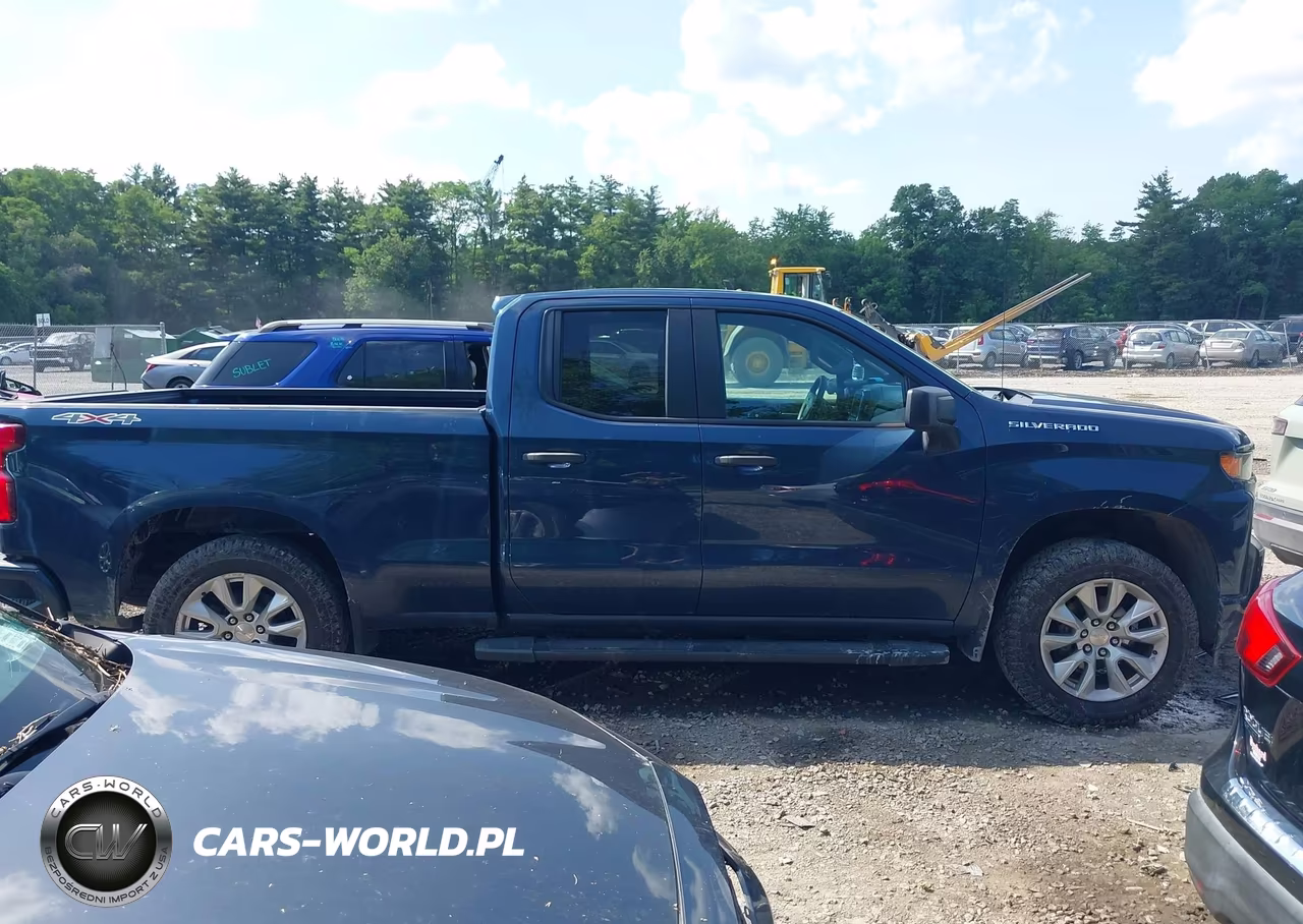 2021 Chevrolet Silverado 1500 4Wd Standard Bed Custom VIN:1GCRYBEH9MZ193969 - 13