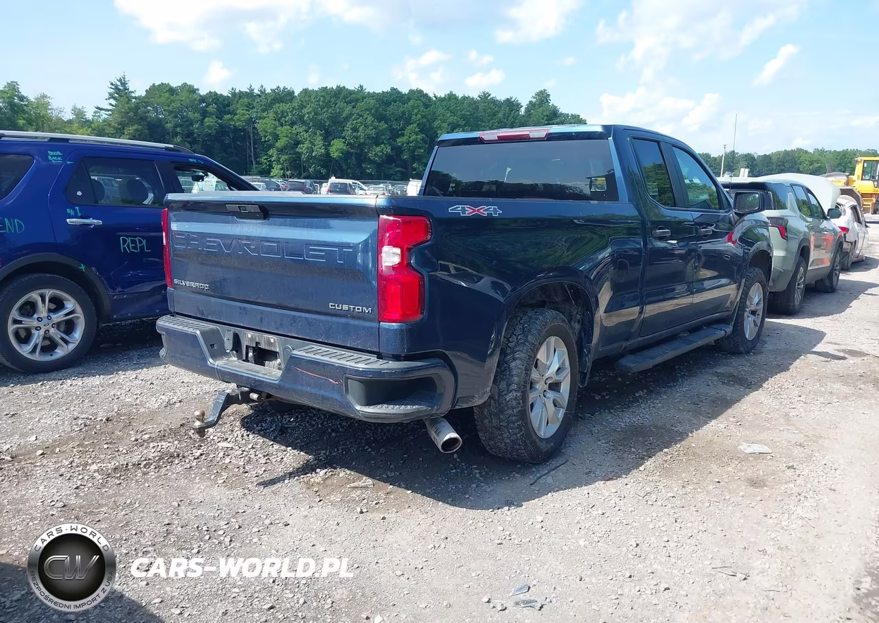 2021 Chevrolet Silverado 1500 4Wd Standard Bed Custom VIN:1GCRYBEH9MZ193969 - 4