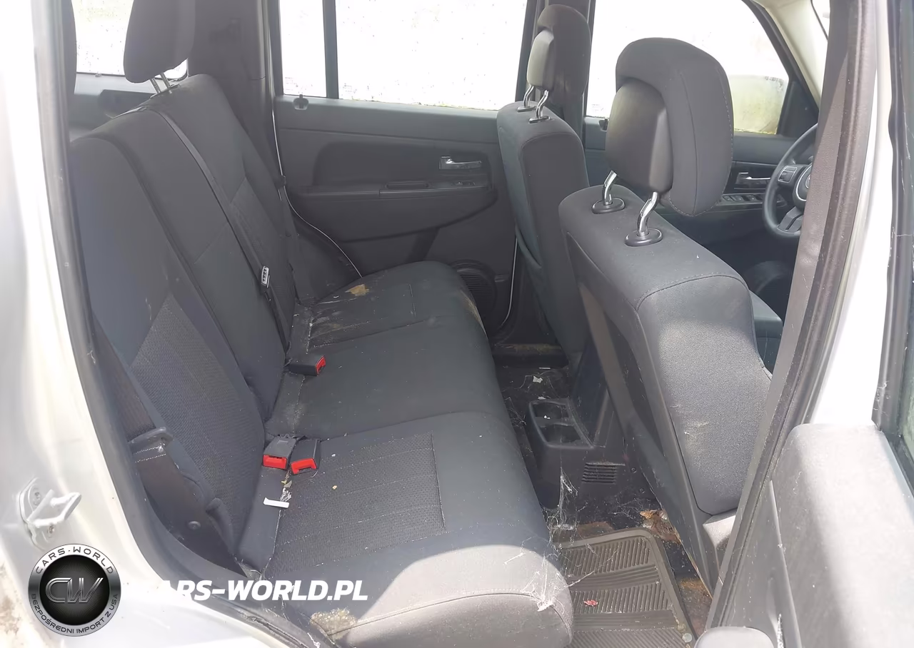 2011 Jeep Liberty Sport VIN:1J4PN2GK4BW557510 - 8
